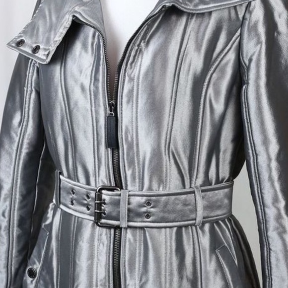 Armani exchange silver metallic coat , worn once great condition. Size M - Picture 4 of 5